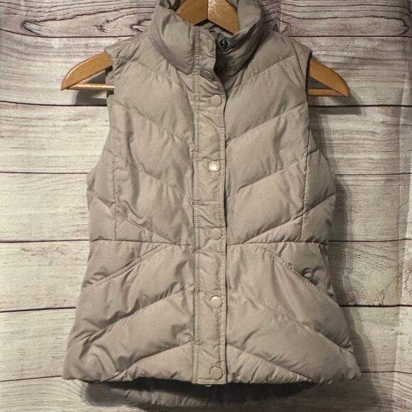 J Crew Women's Down Filled Puffer Vest with Sherpa Lining Beige XS - Picture 1 of 10